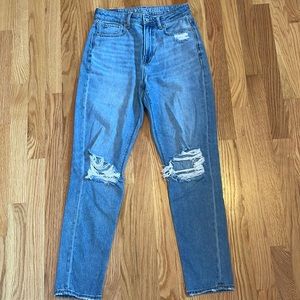American Eagle High Rise Mom Jeans